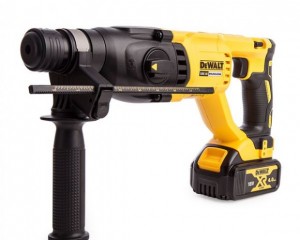 MÁY KHOAN CẦM TAY 18V-BL3CN DEWALT DCH263M1 