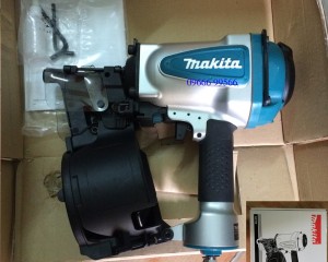 MÁY BĂN ĐINH CUỘN MAKITA AN760