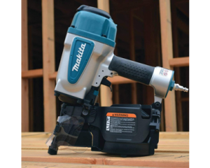 MÁY BĂN ĐINH CUỘN MAKITA AN902