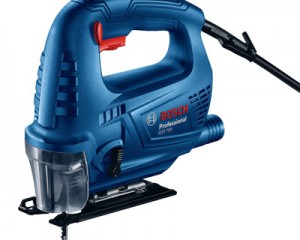 MÁY CƯA LỌNG BOSCH GST 700 