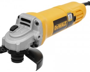 MÁY MÀI CẦM TAY 710W DEWALT DW810B-B1