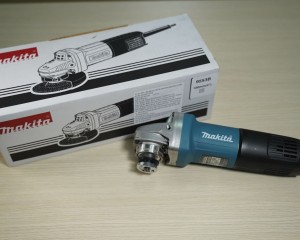 MÁY MÀI GÓC MAKITA 9553B