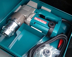 MÁY SIẾT CẮT BU LÔNG MAKITA 6922NB