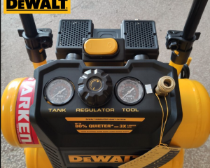 BẢNG GIÁ MÁY NÉN KHÍ HIỆU DEWALT 3321782