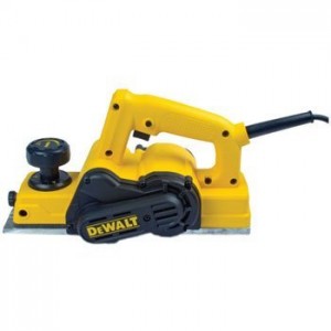 MÁY BÀO CẦM TAY 600W DEWALT D26676-B1