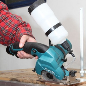 MÁY CẮT DÙNG PIN MAKITA CC300DZ